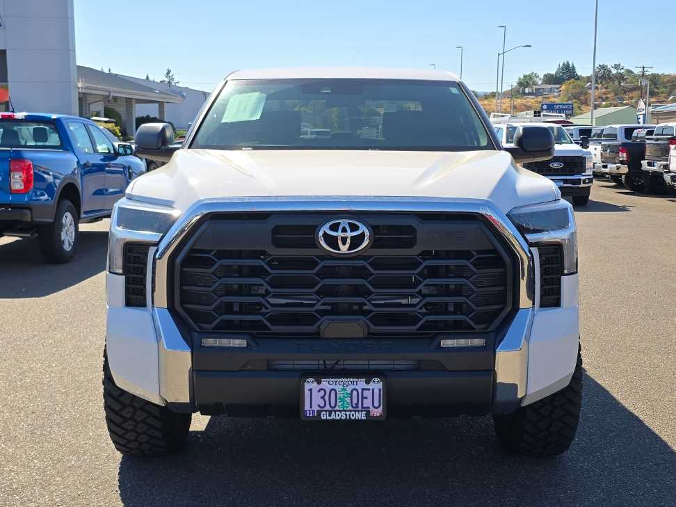 Thumbnail: 2025 Toyota Tundra - 5