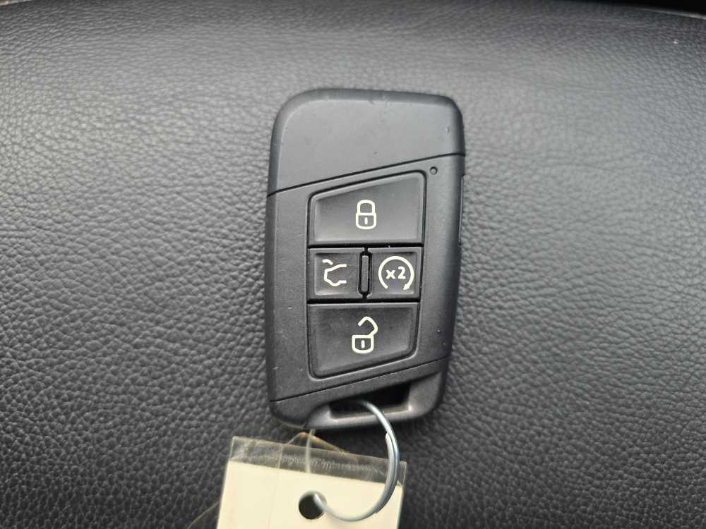 Thumbnail: 2019 Volkswagen Tiguan - 22