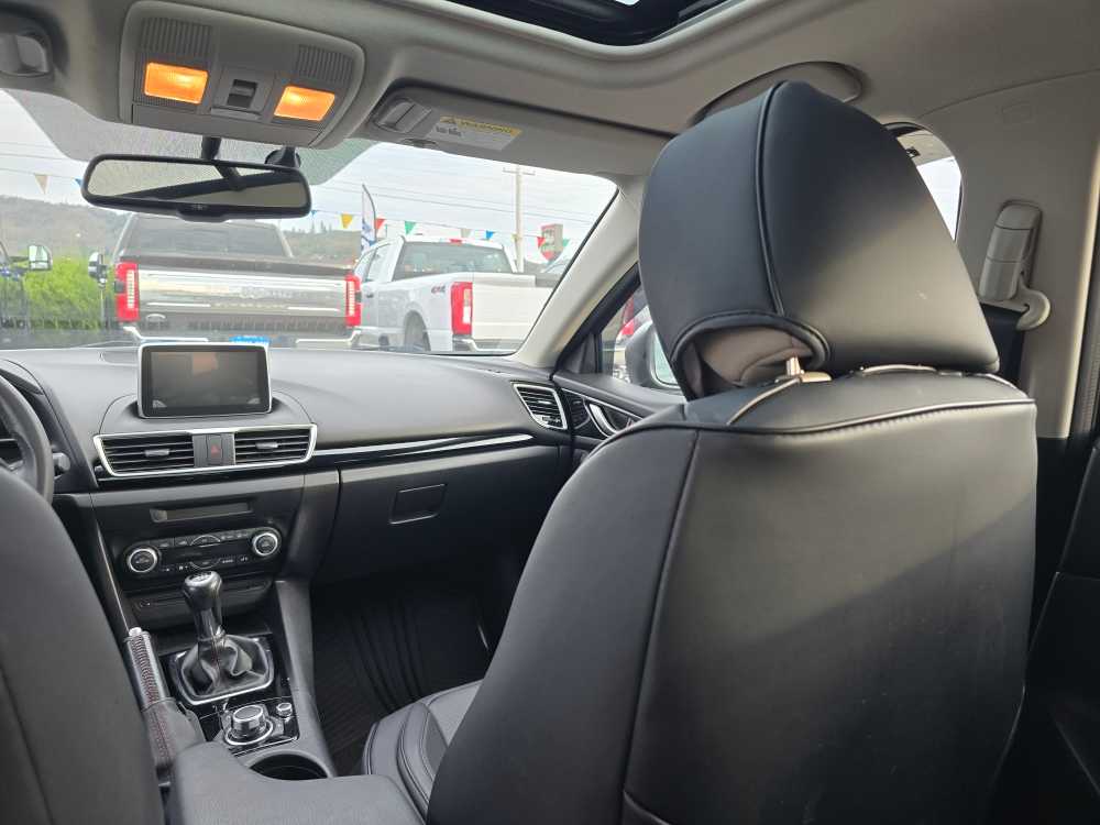 Thumbnail: 2016 Mazda Mazda3 - 14