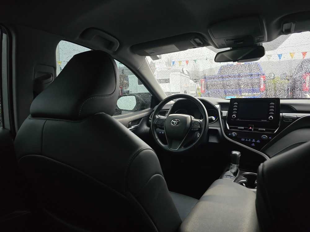 Thumbnail: 2022 Toyota Camry - 10