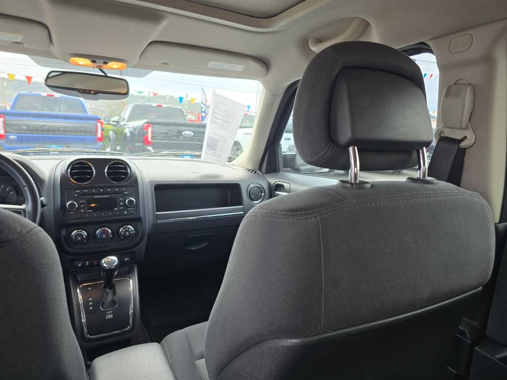 Thumbnail: 2013 Jeep Patriot - 15