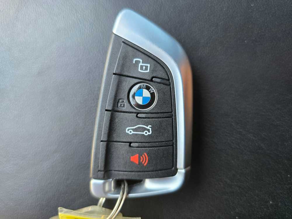 Thumbnail: 2022 BMW M3 - 20