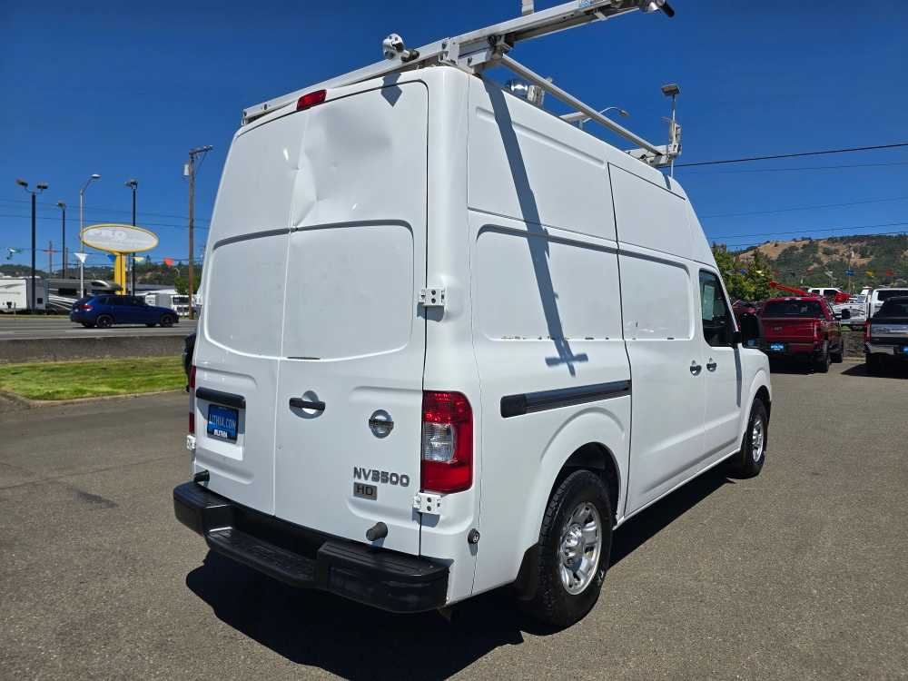 Thumbnail: 2012 Nissan NV - 5