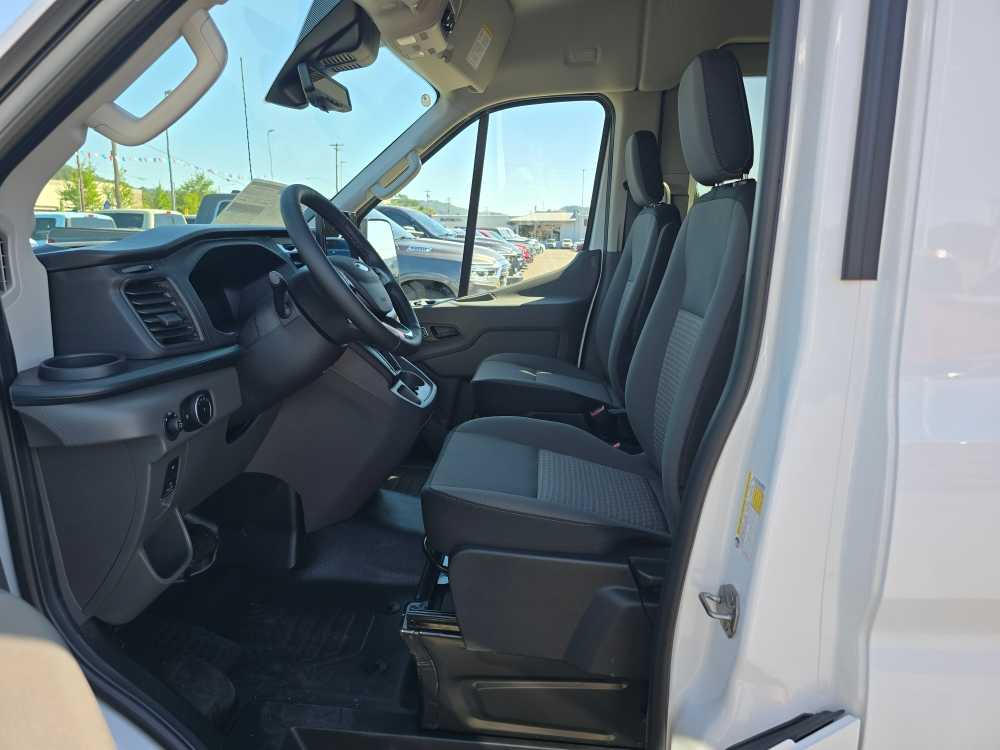 Thumbnail: 2026 Ford Econoline - 10