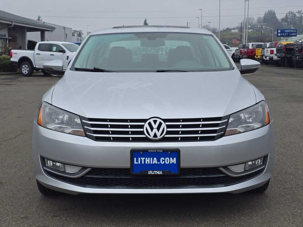 Thumbnail: 2012 Volkswagen Passat - 8