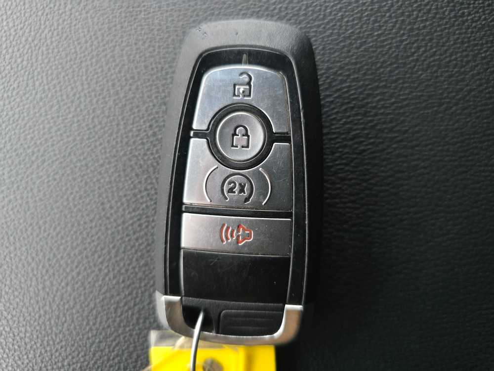 Thumbnail: 2023 Ford F-450 - 21