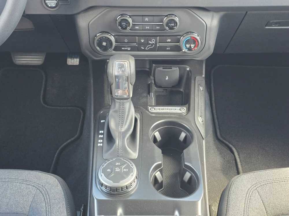 Thumbnail: 2025 Ford Bronco - 13