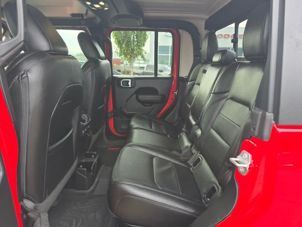 Thumbnail: 2023 Jeep Gladiator - 16