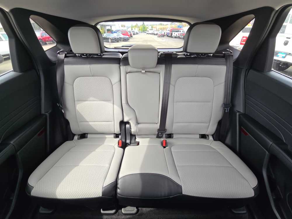 Thumbnail: 2025 Ford Escape - 17