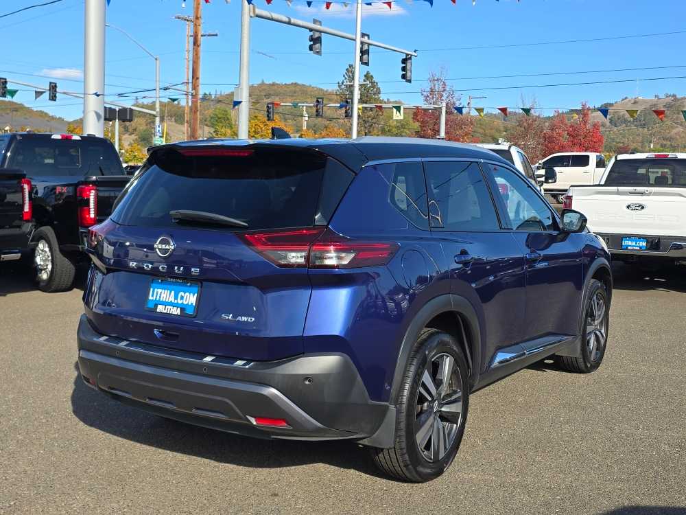 Thumbnail: 2022 Nissan Rogue - 5