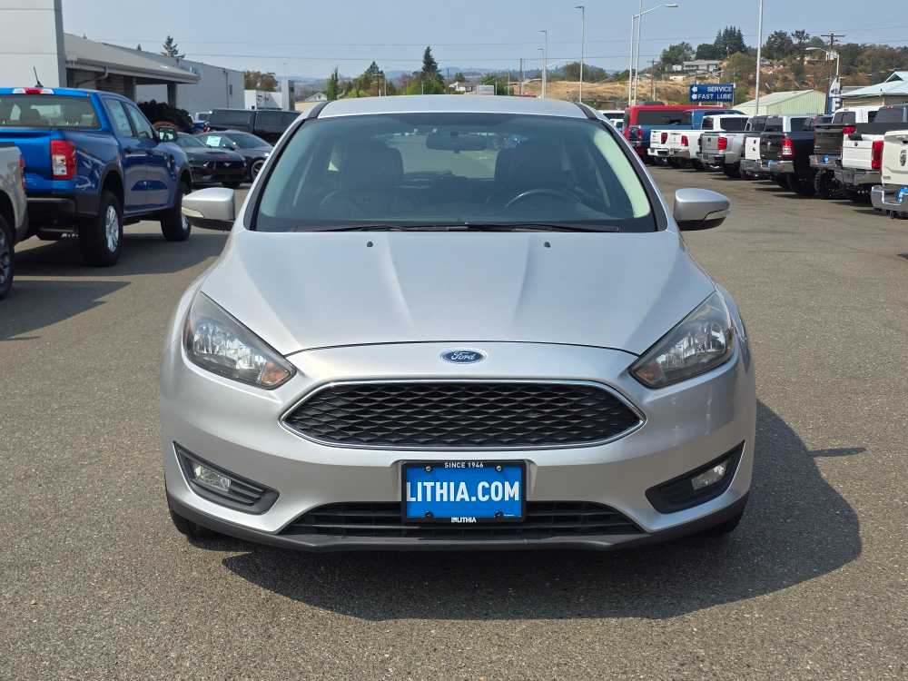 Thumbnail: 2015 Ford Focus - 8