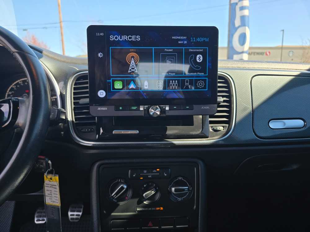 Thumbnail: 2013 Volkswagen Beetle - 13
