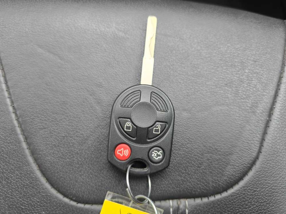 Thumbnail: 2012 Ford Focus - 21