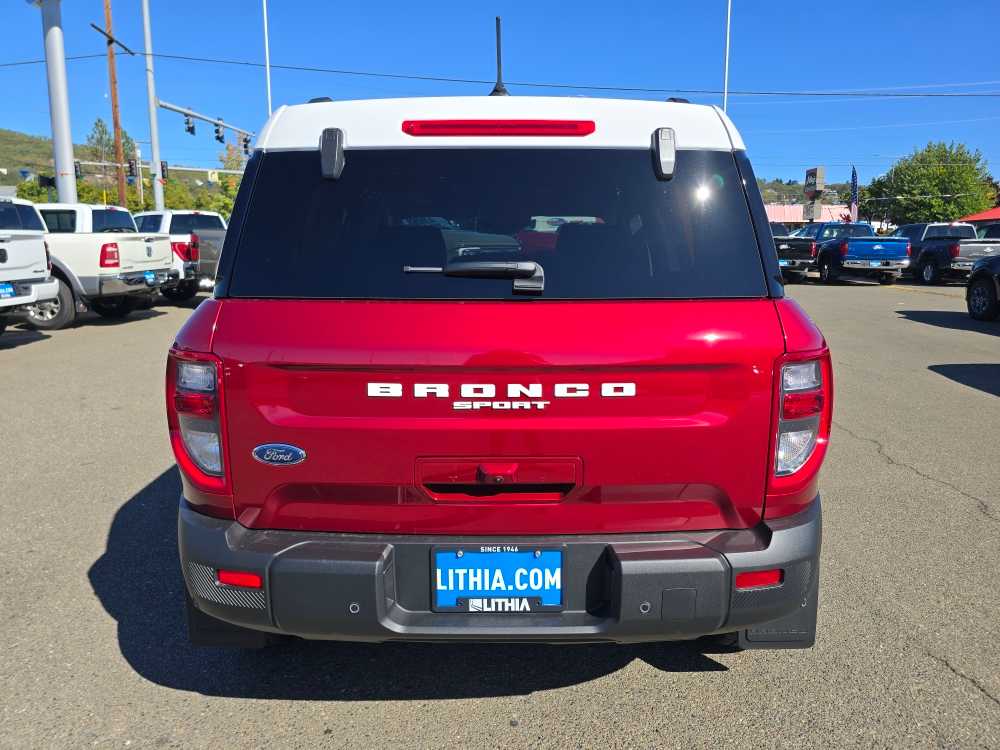 Thumbnail: 2025 Ford Bronco Sport - 4
