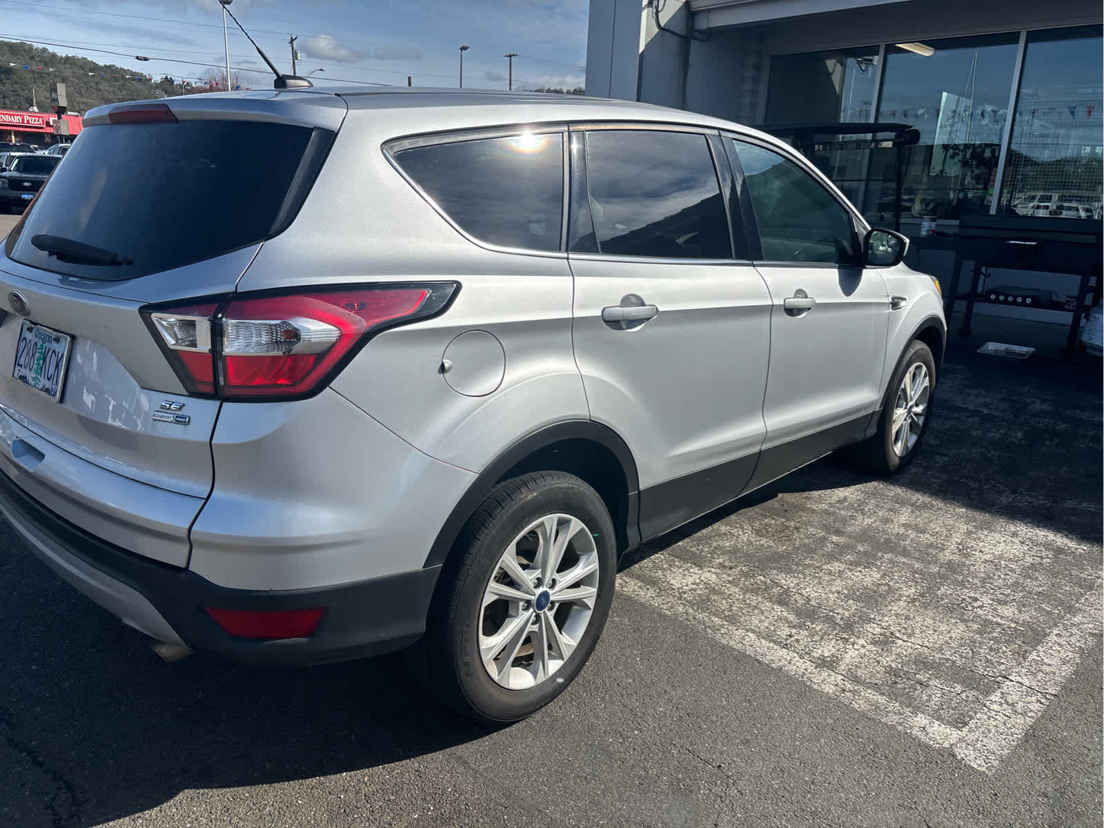 Thumbnail: 2017 Ford Escape - 5