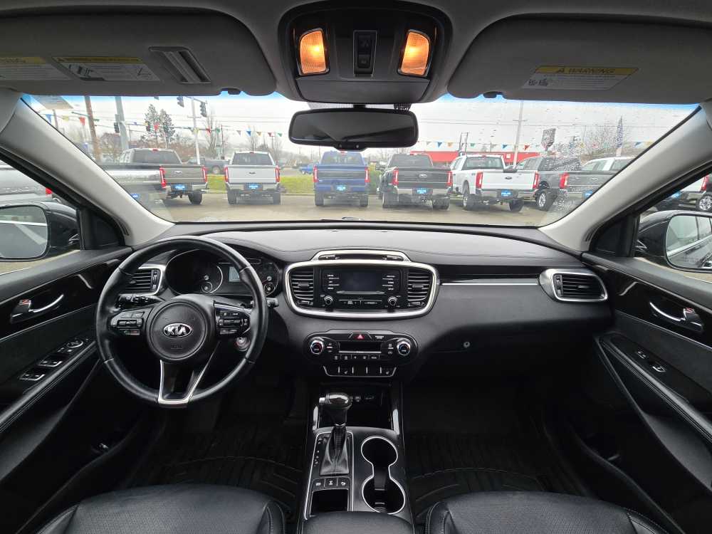 Thumbnail: 2016 Kia Sorento - 15