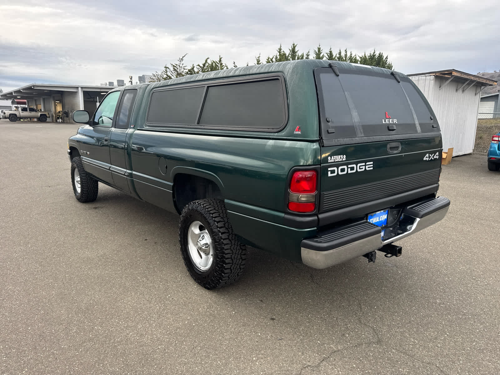 Thumbnail: 2000 Dodge Ram 1500 - 2