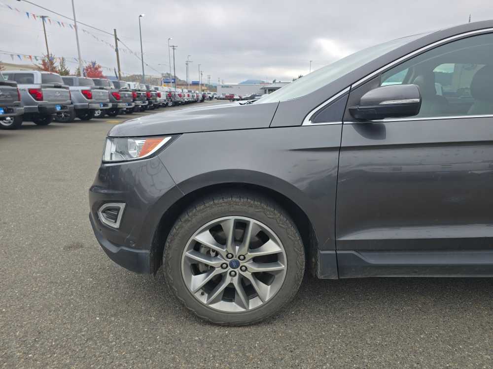 Thumbnail: 2018 Ford Edge - 18