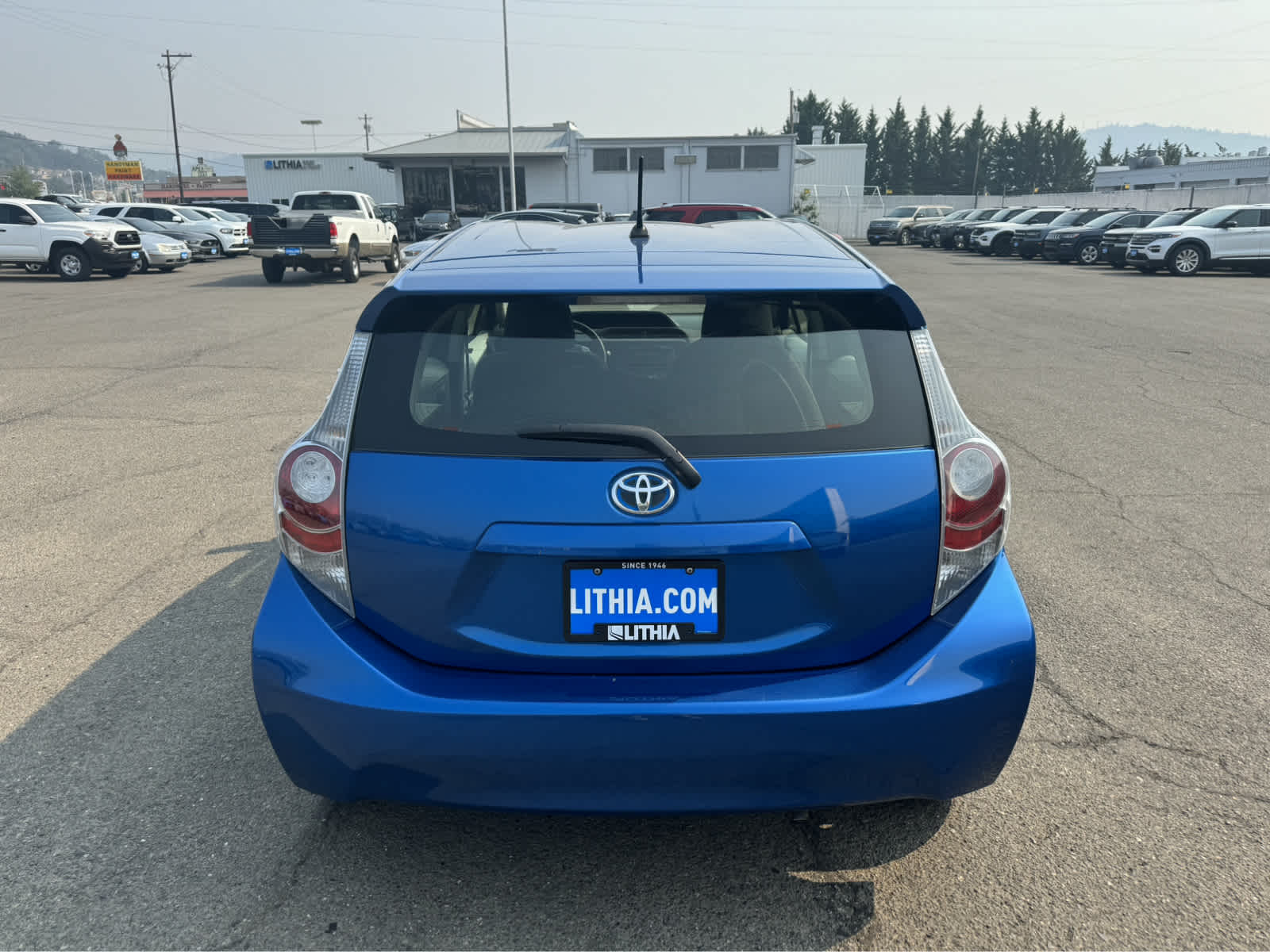 2014 Toyota Prius c Two 4