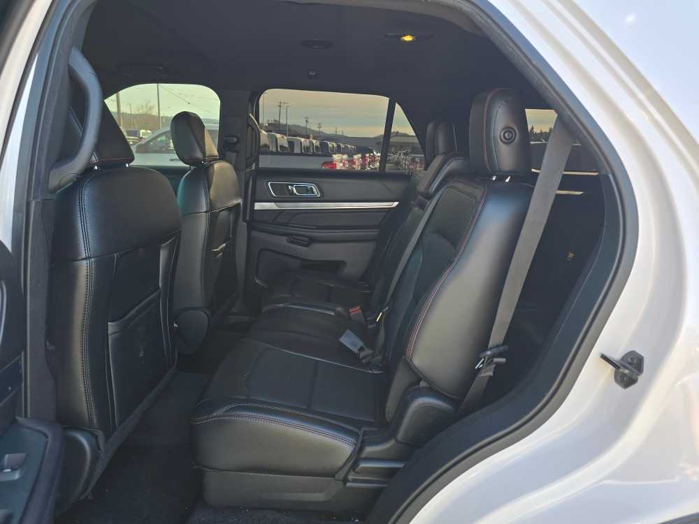 Thumbnail: 2018 Ford Explorer - 16