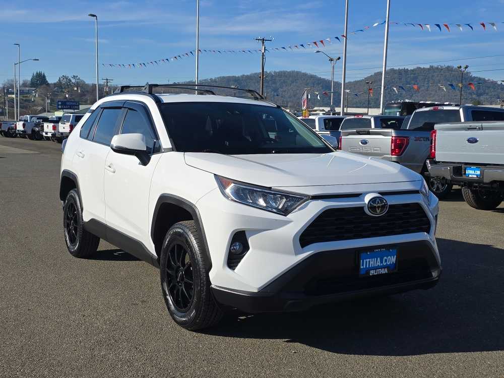Thumbnail: 2021 Toyota RAV4 - 7