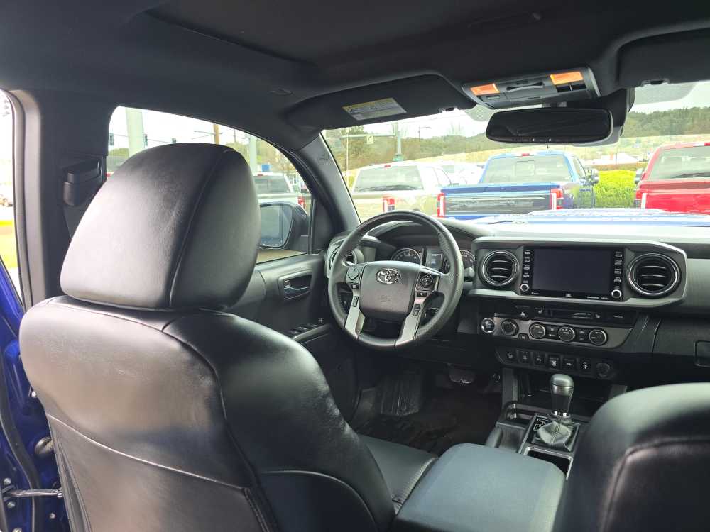 Thumbnail: 2023 Toyota Tacoma - 10