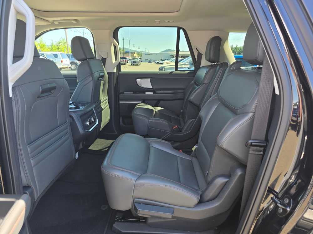 Thumbnail: 2025 Ford Expedition MAX - 16