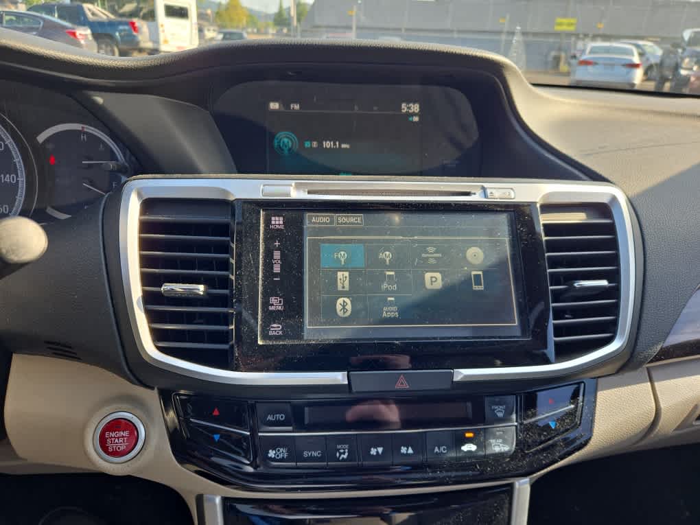 Thumbnail: 2016 Honda Accord - 11