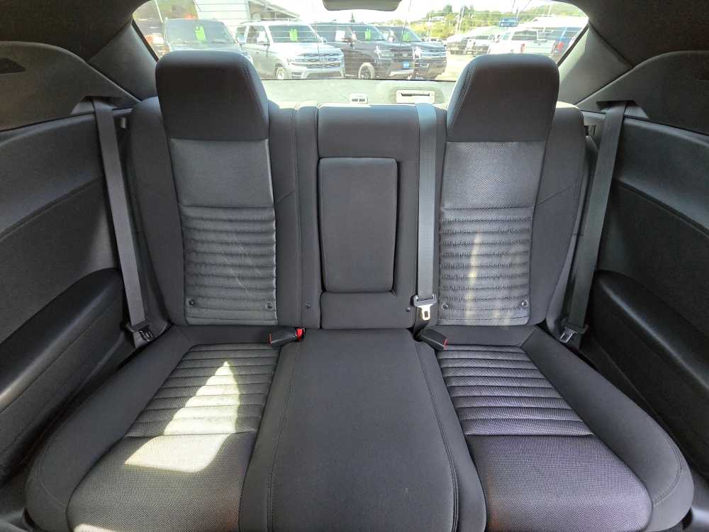 2013 Dodge Challenger SXT 17