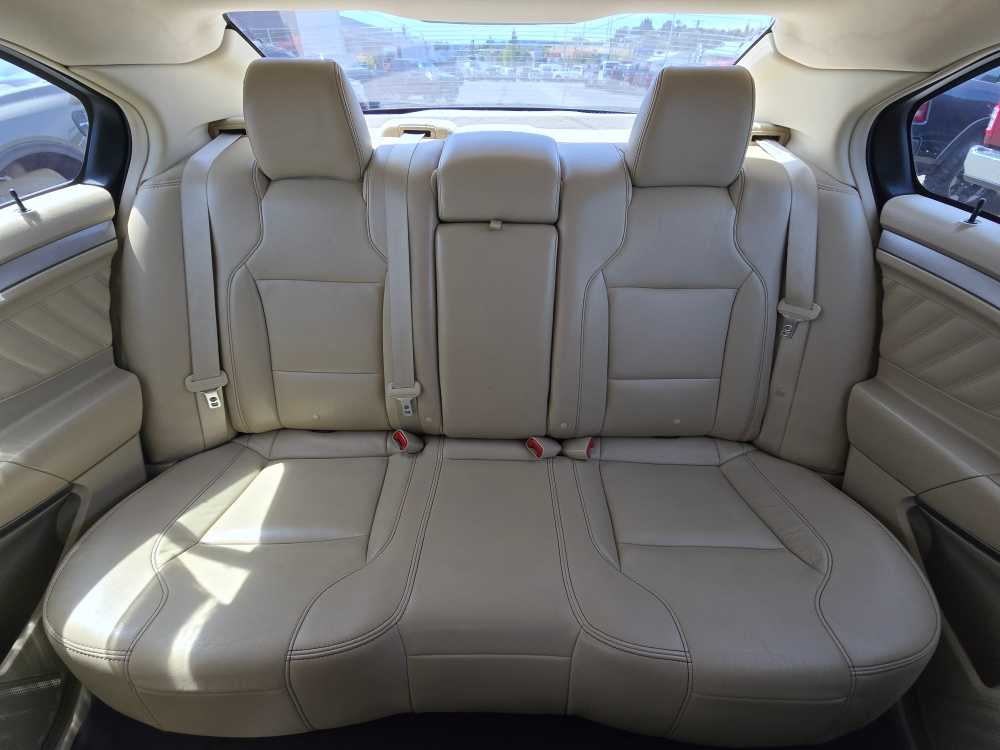 Thumbnail: 2013 Ford Taurus - 17