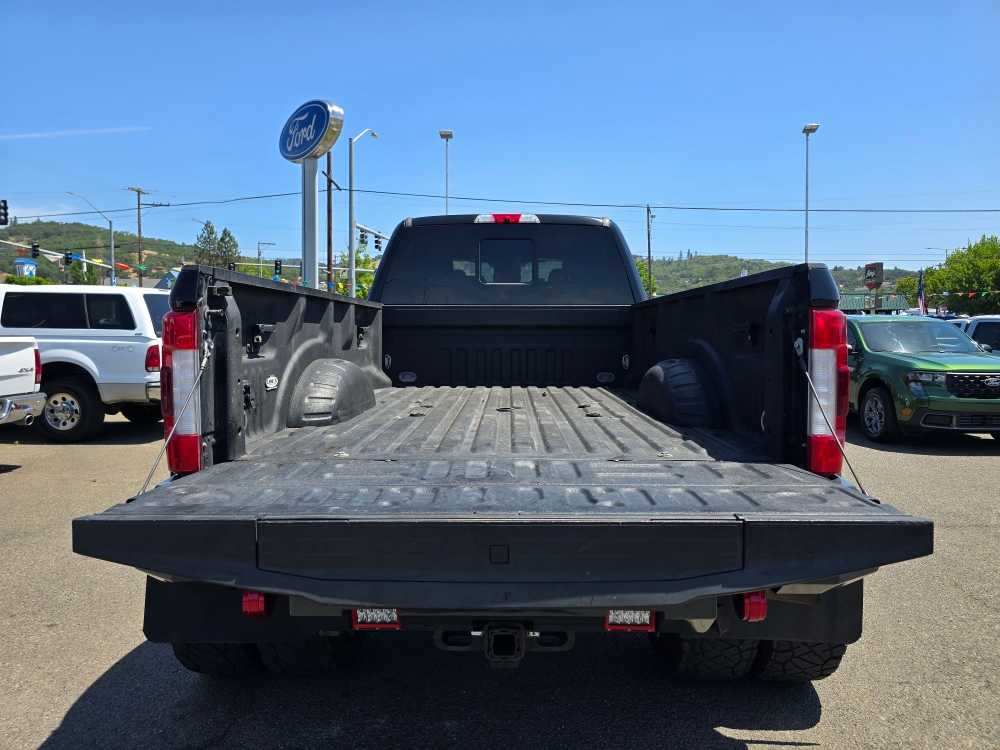 Thumbnail: 2017 Ford F-450 - 19