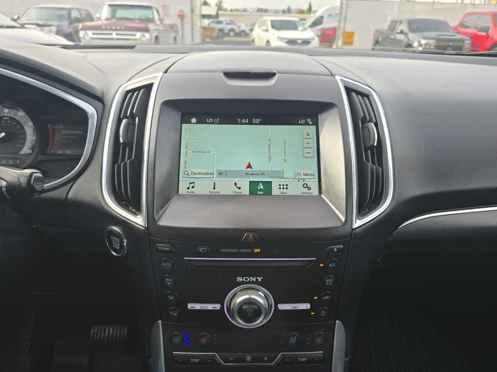 Thumbnail: 2018 Ford Edge - 12