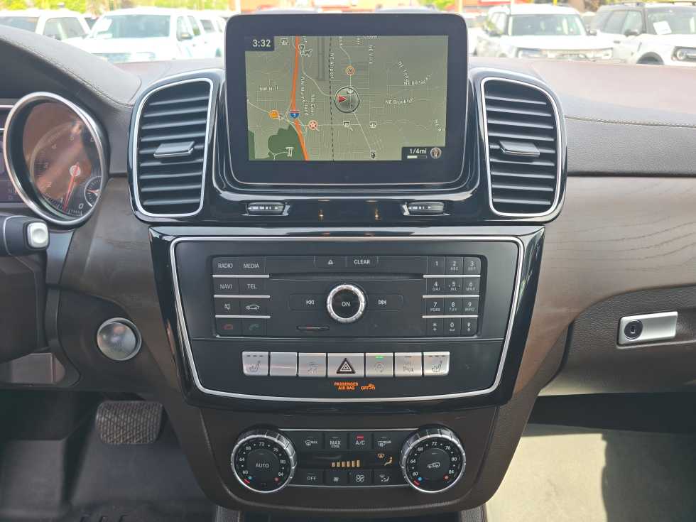 Thumbnail: 2019 Mercedes-Benz GLS - 12