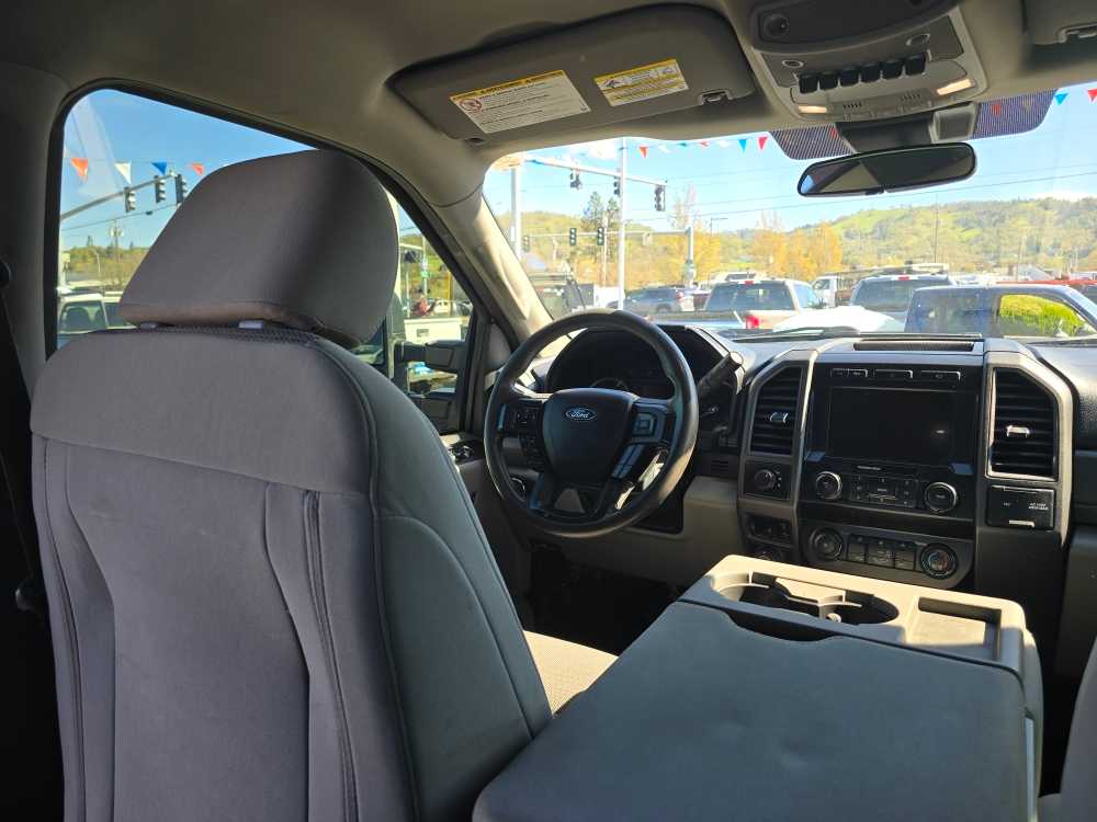 Thumbnail: 2020 Ford F-350 - 11