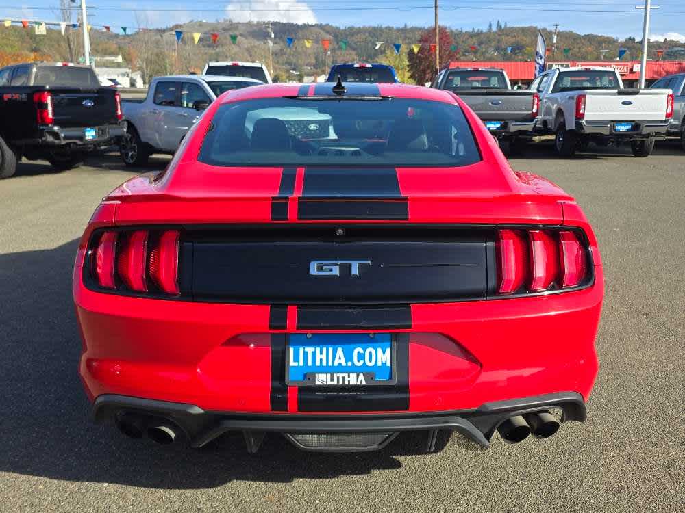 Thumbnail: 2022 Ford Mustang - 4