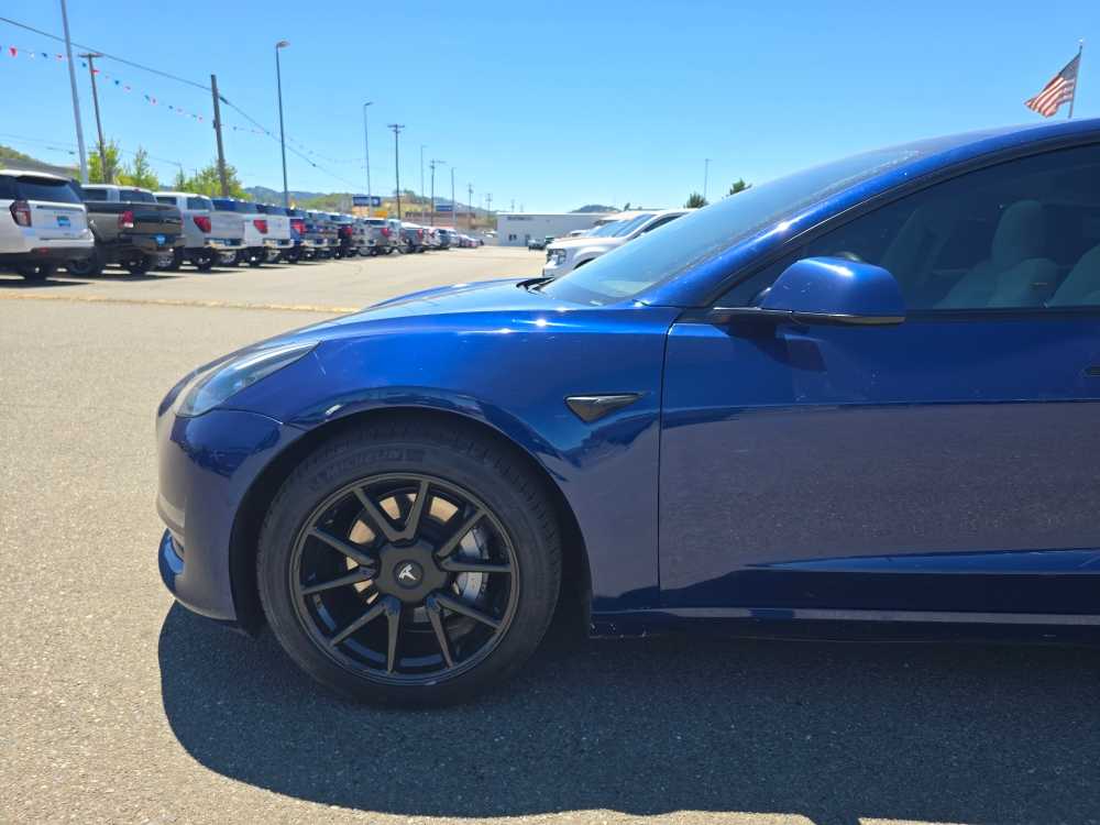 Thumbnail: 2021 Tesla Model 3 - 6