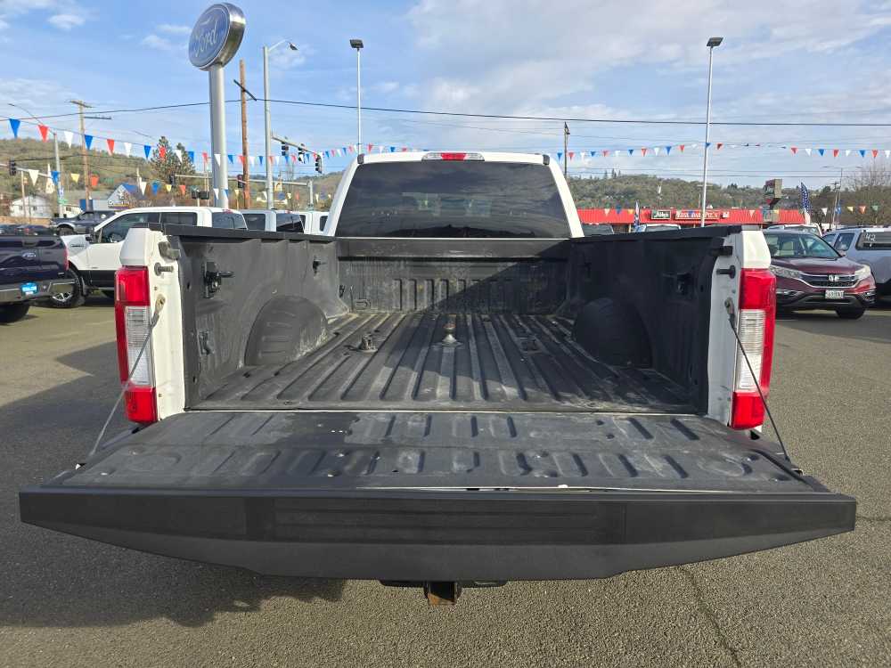 Thumbnail: 2019 Ford F-450 - 20