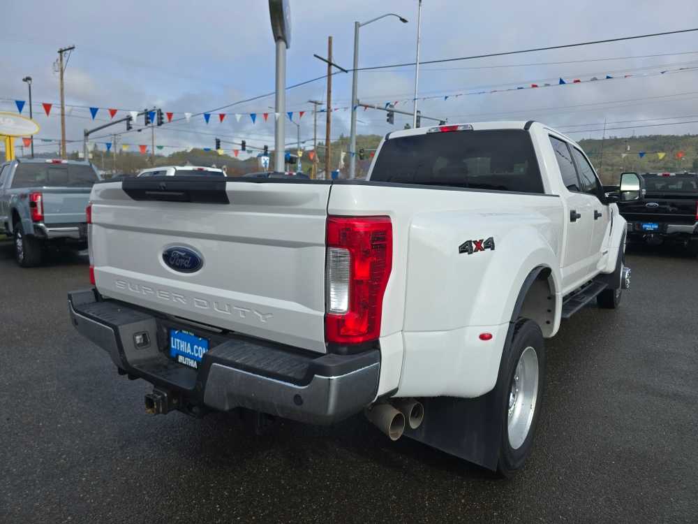 Thumbnail: 2019 Ford F-450 - 5