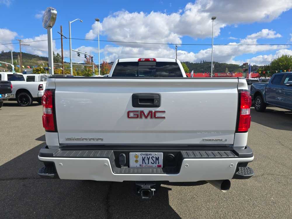 Thumbnail: 2019 GMC Sierra 3500 - 4
