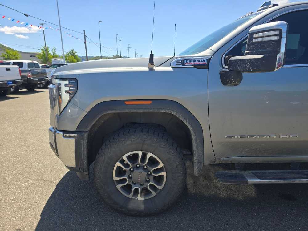 Thumbnail: 2024 GMC Sierra 2500 - 6