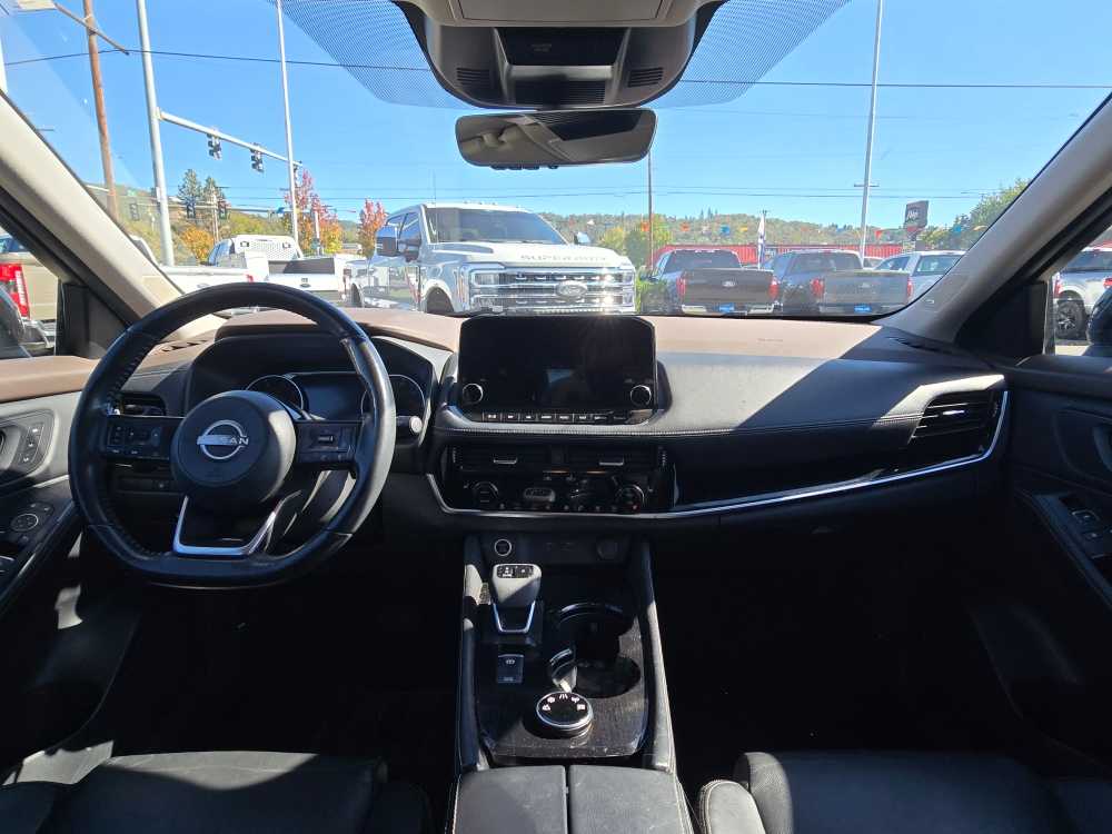 Thumbnail: 2022 Nissan Rogue - 15