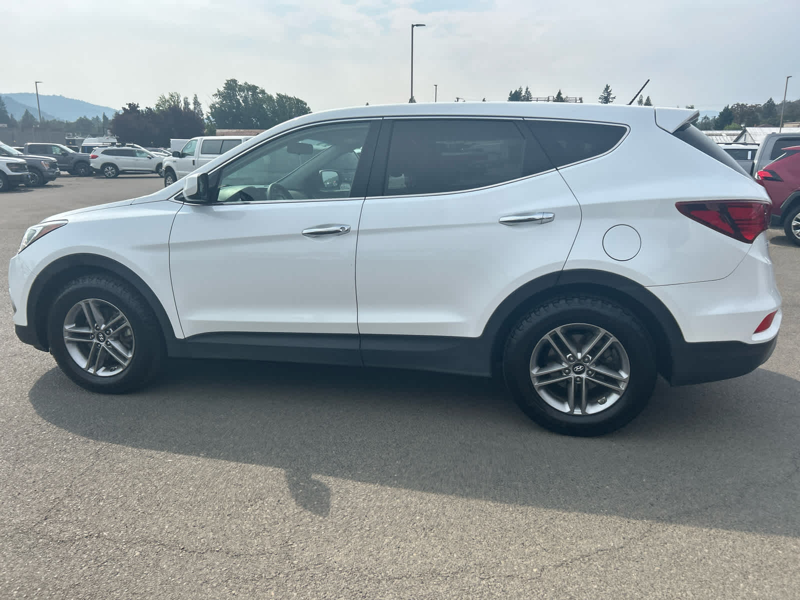 Thumbnail: 2018 Hyundai Santa Fe - 8