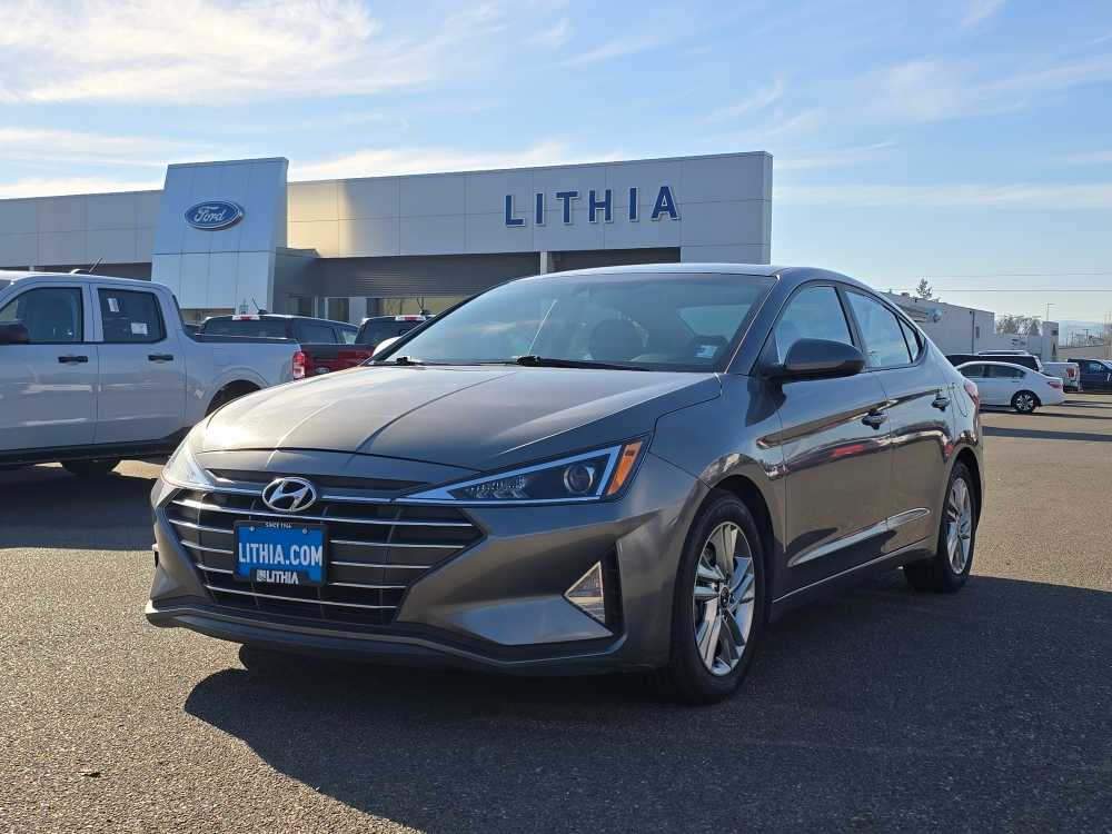 Thumbnail: 2020 Hyundai Elantra - 1