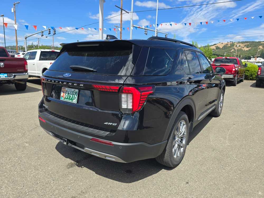 Thumbnail: 2025 Ford Explorer - 3