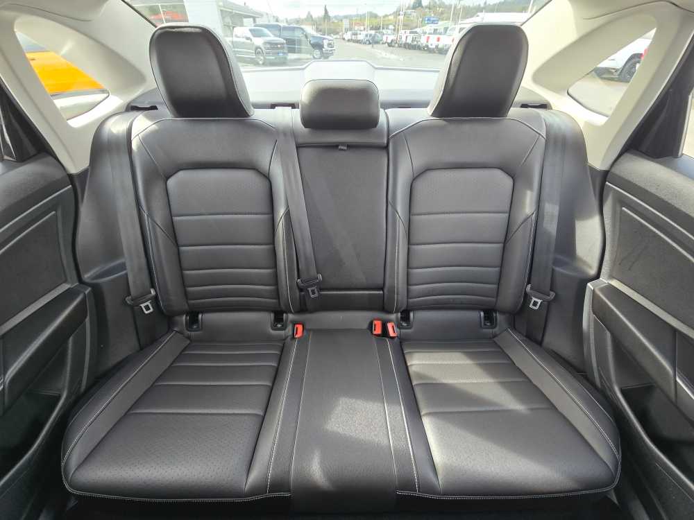 Thumbnail: 2024 Volkswagen Jetta - 17