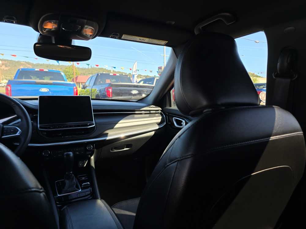 Thumbnail: 2023 Jeep Compass - 14