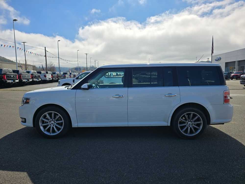 Thumbnail: 2019 Ford Flex - 2