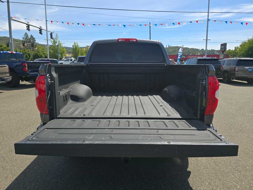 Thumbnail: 2017 Toyota Tundra - 20
