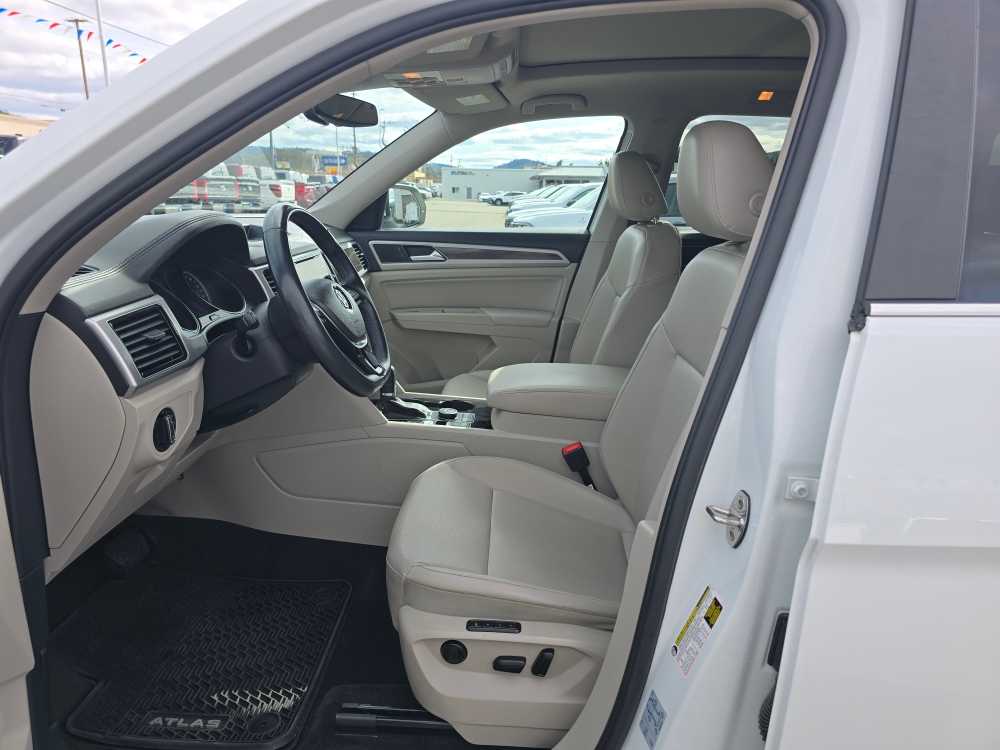 Thumbnail: 2018 Volkswagen Atlas - 9