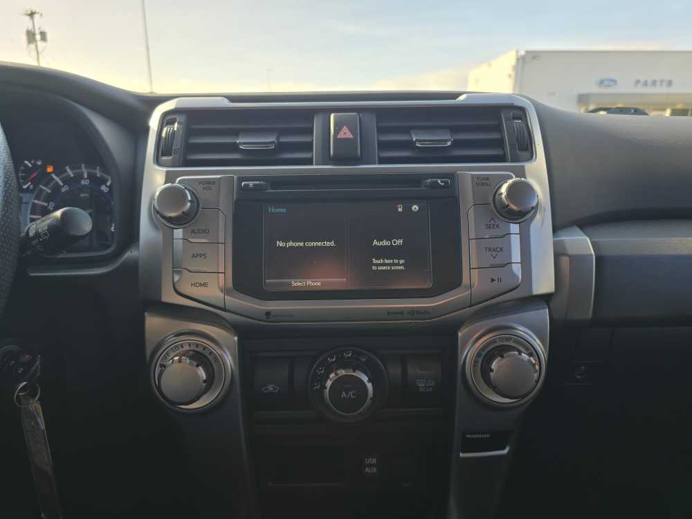 Thumbnail: 2018 Toyota 4Runner - 12